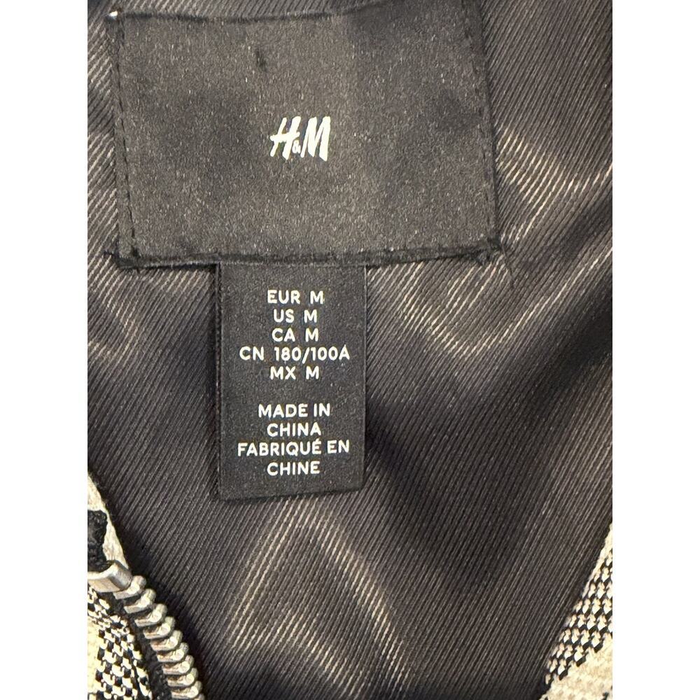 H&M Men's Black & Cream Plaid Full Zipper Jacket /Shacket Size M Oversized - Picture 10 of 13
